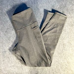 Old Navy powersoft leggings, high rise, go dry, size medium, grey, 25 in. inseam